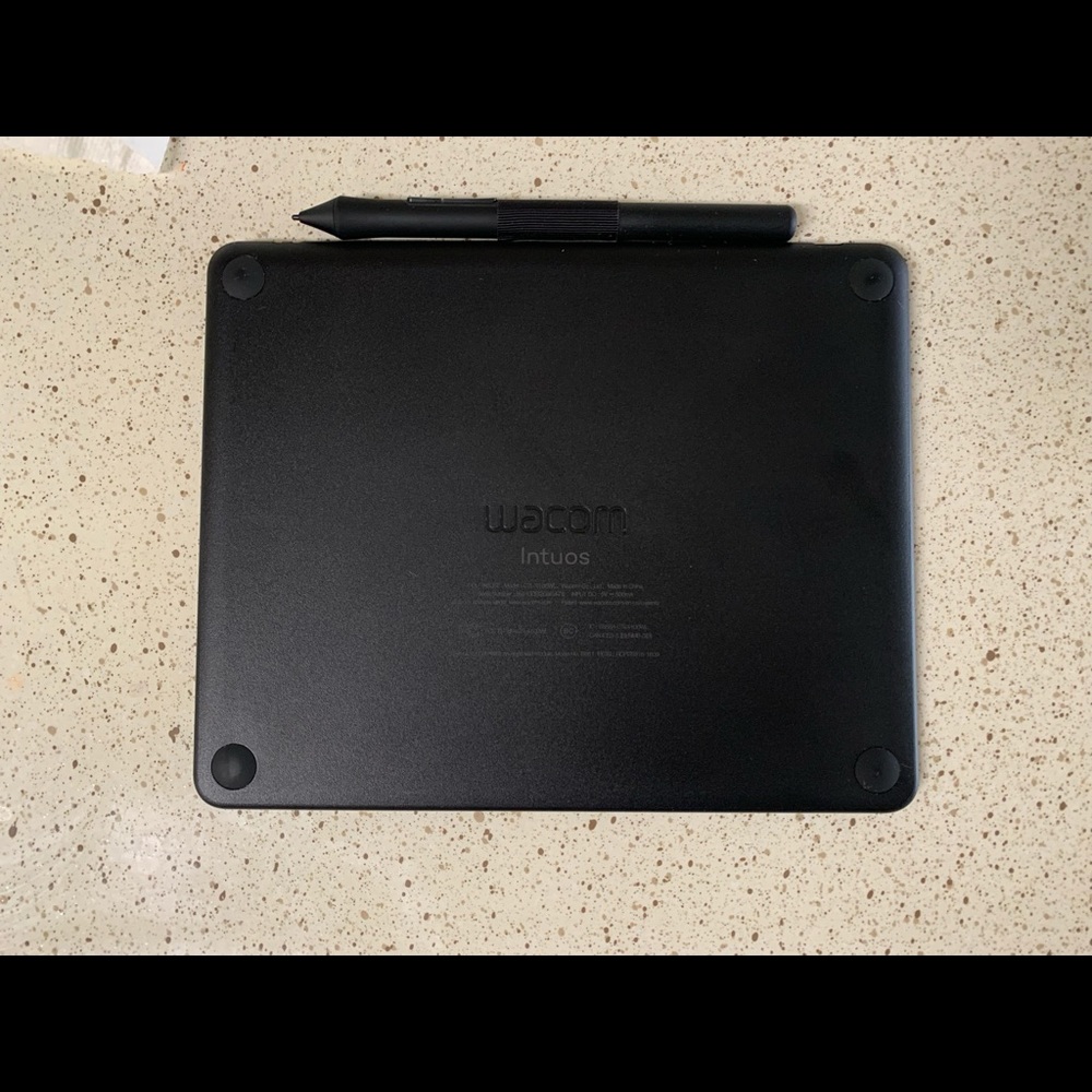 Wacom Intuos Tablet - Picture 3 of 3